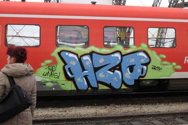 Graffiti Train in Dresden - Photo by ShrotterSpotter - H2O, Wasser (2014)