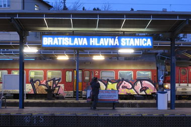 Graffiti Train - Photo by ShrotterSpotter - bratislava (2015)