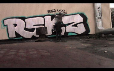 Graffiti Bombing in Volkhov - Photo by SiQuel - SiQuel, Skyzo, RSKZ (2013)