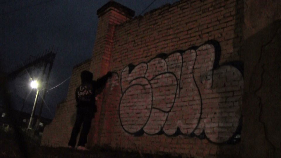 Graffiti Bombing in Volkhov - Photo by SiQuel - siquel, squl, rskz (2013)