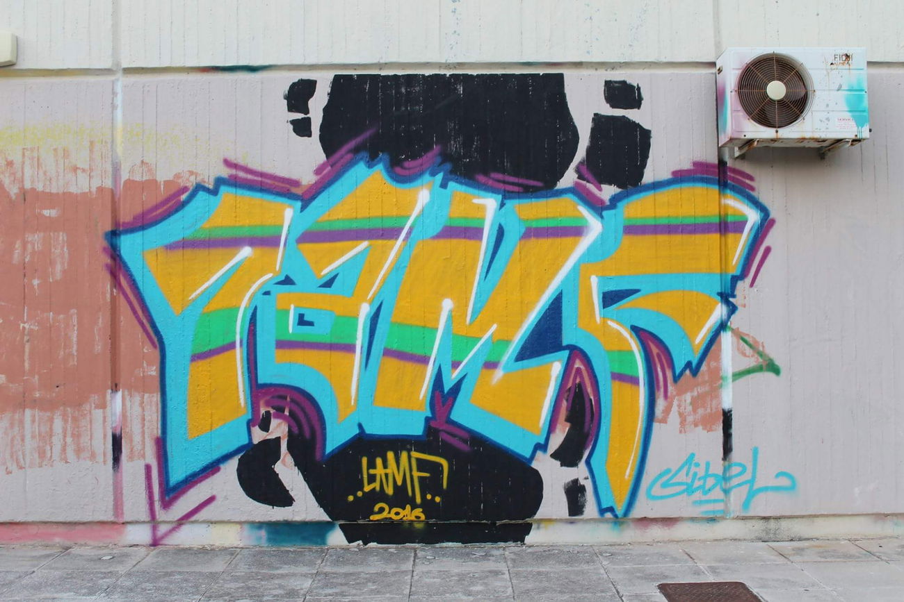 Graffiti Bombing - Photo by Sibel - sibel, lamf, crew (2016)