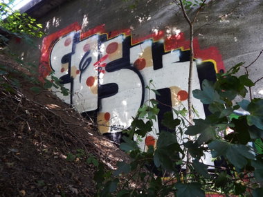 Graffiti Wall - Photo by Silberschwarz - Eosk (2015)