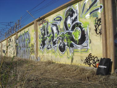 Graffiti Wall - Photo by Silverone1