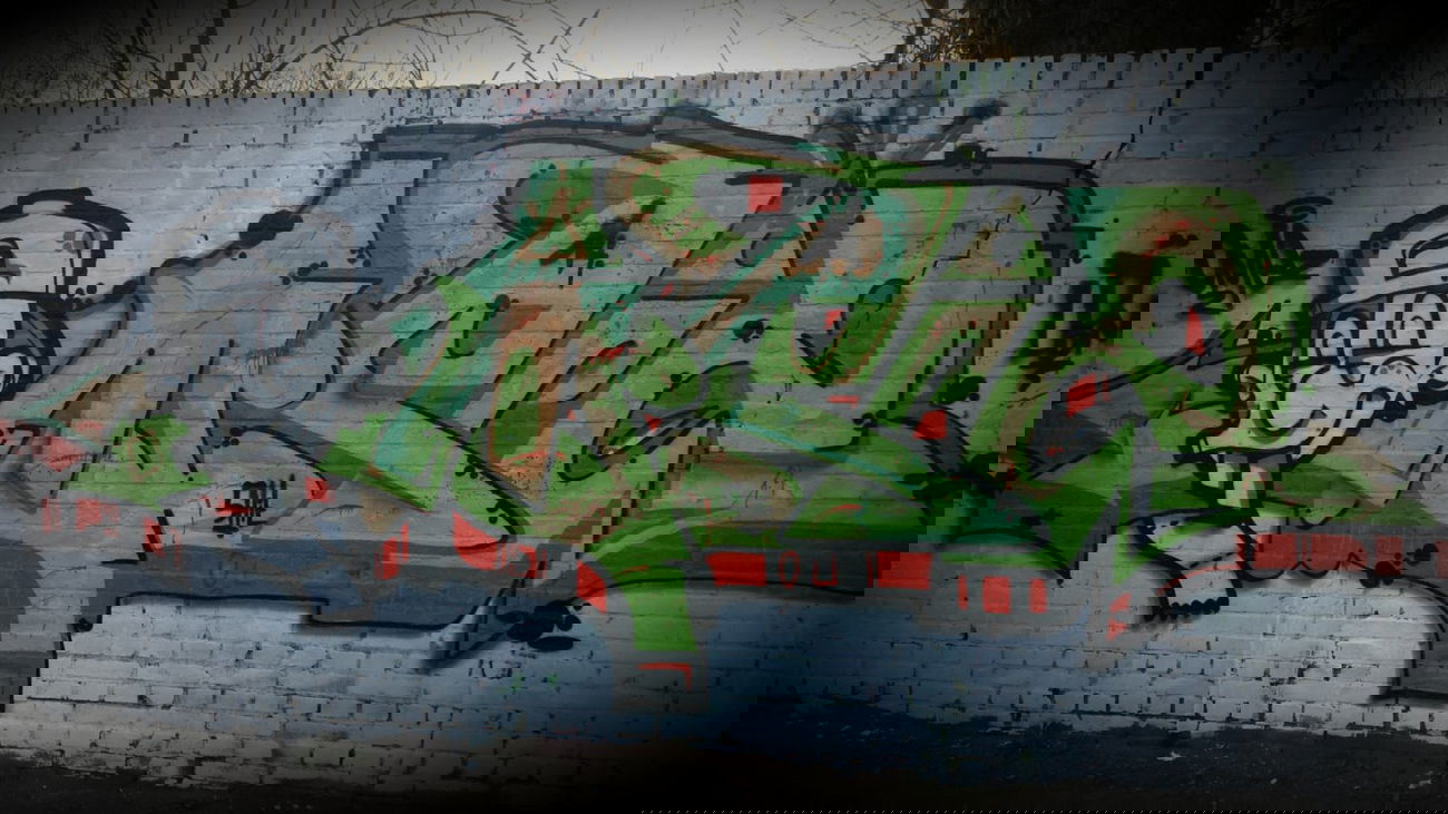 Graffiti Wall - Photo by Silversurfer - shit, omez, lbm (2014)