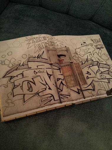 Graffiti Sketch - Photo by Silversurfer - omez, uad, lbm (2015)