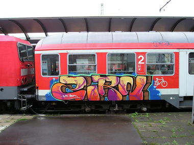 Graffiti Train in Hamburg - Photo by Sirg - zorn, bk, dsu