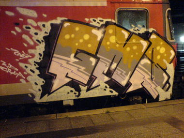 Graffiti Train in Hamburg - Photo by Sirg - gms, kid, crap