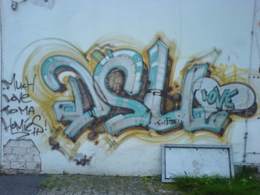 Graffiti Wall in Hamburg - Photo by Sirg - dsu, bk, emci