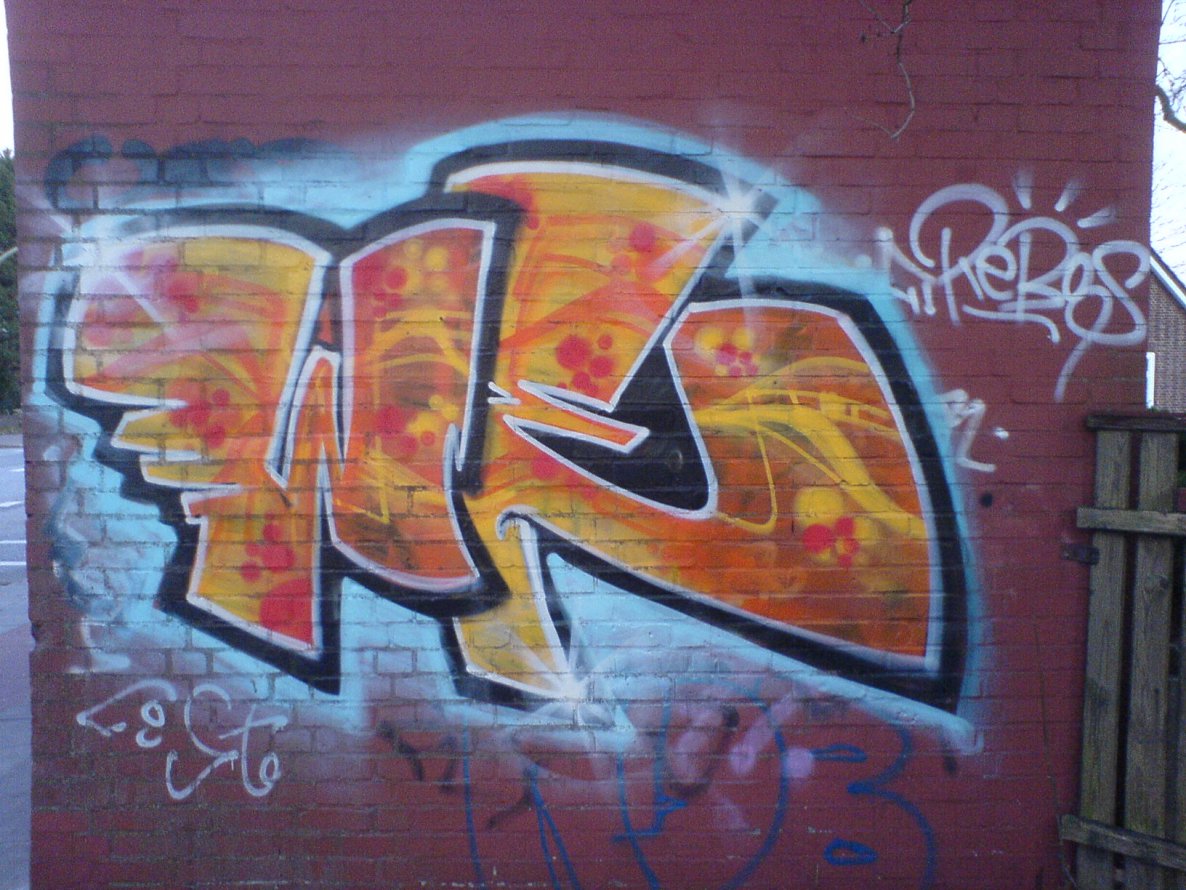 Graffiti Bombing in Hamburg - Photo by Sirg - we, rebos, sober