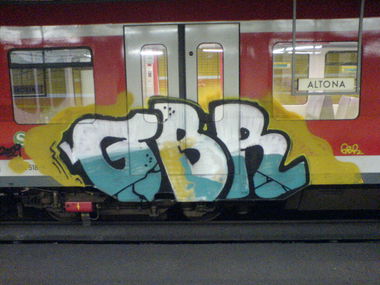 Graffiti Train in Hamburg - Photo by Sirg - gbr