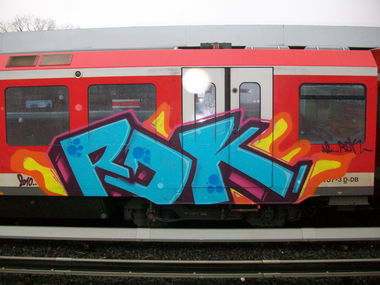 Graffiti Train in Hamburg - Photo by Sirg - rdk, wl, widerstand (2010)