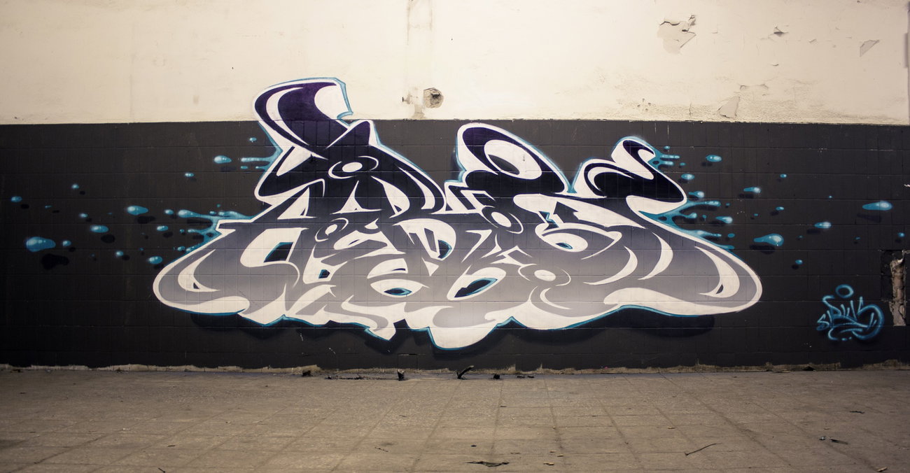 Graffiti Wall - Photo by Sirius7 - ARES, SIRIUS, FloatingStyle (2015)