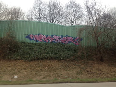 Graffiti Bombing - Photo by SixOhFive - Ekser