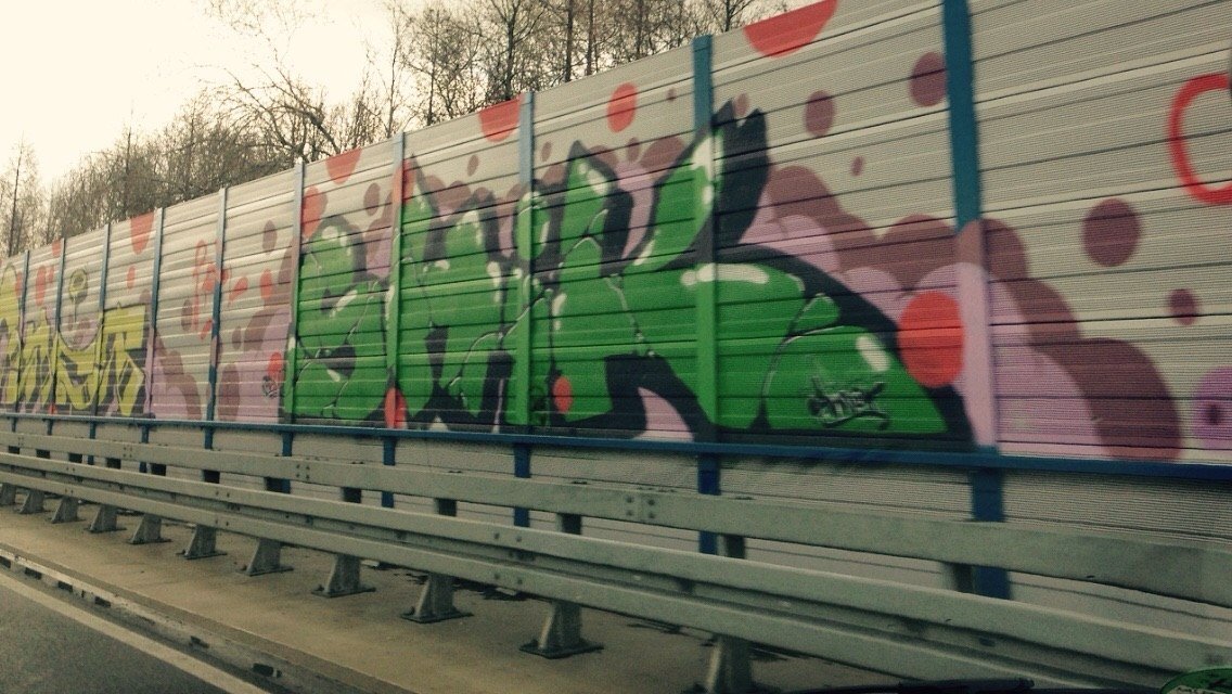 Graffiti Bombing - Photo by SixOhFive - Shik