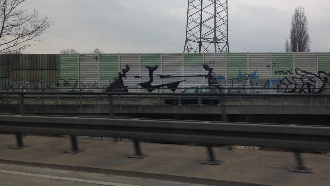 Graffiti Bombing - Photo by SixOhFive - PS