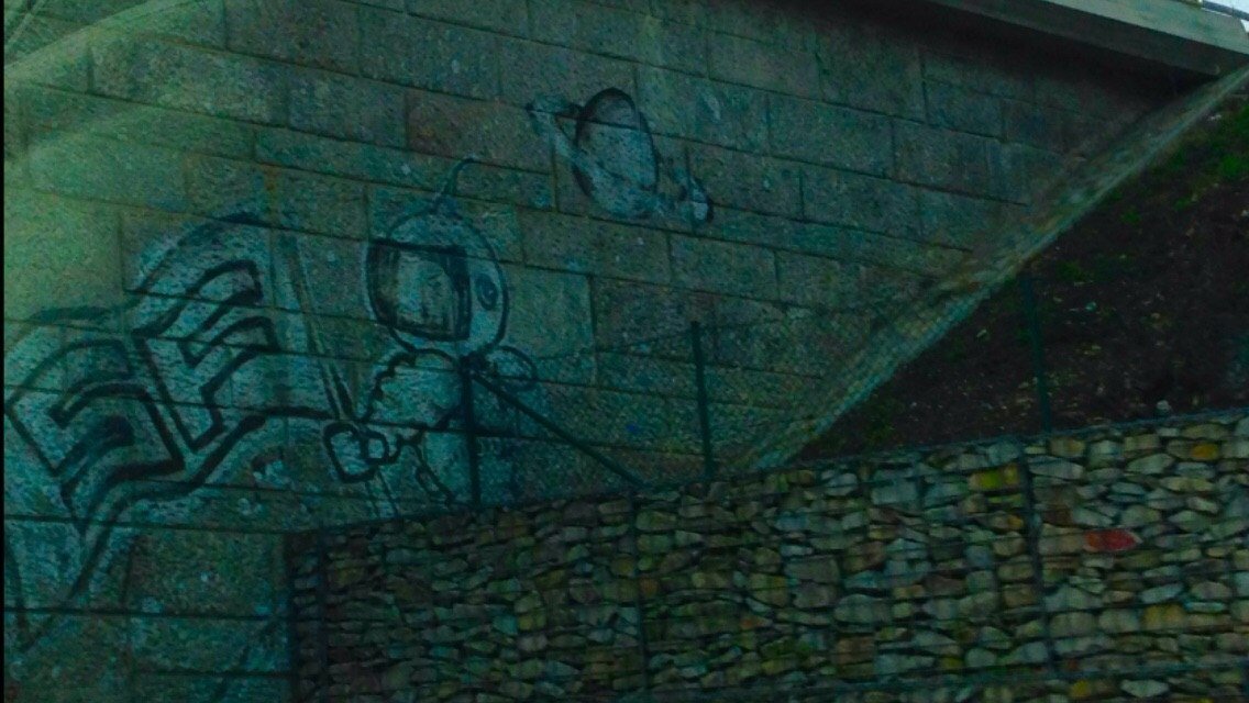 Graffiti Bombing - Photo by SixOhFive - SF