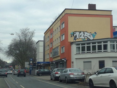 Graffiti Bombing - Photo by SixOhFive - iOR