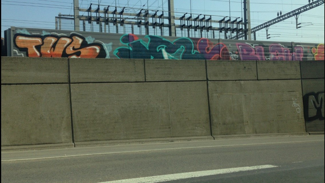 Graffiti Bombing - Photo by SixOhFive - TWS, Jers, Blow