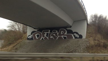 Graffiti Bombing - Photo by SixOhFive - Deor