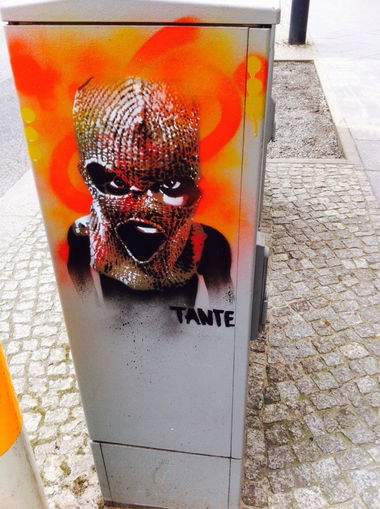 Graffiti Street Art - Photo by SixOhFive - Tante