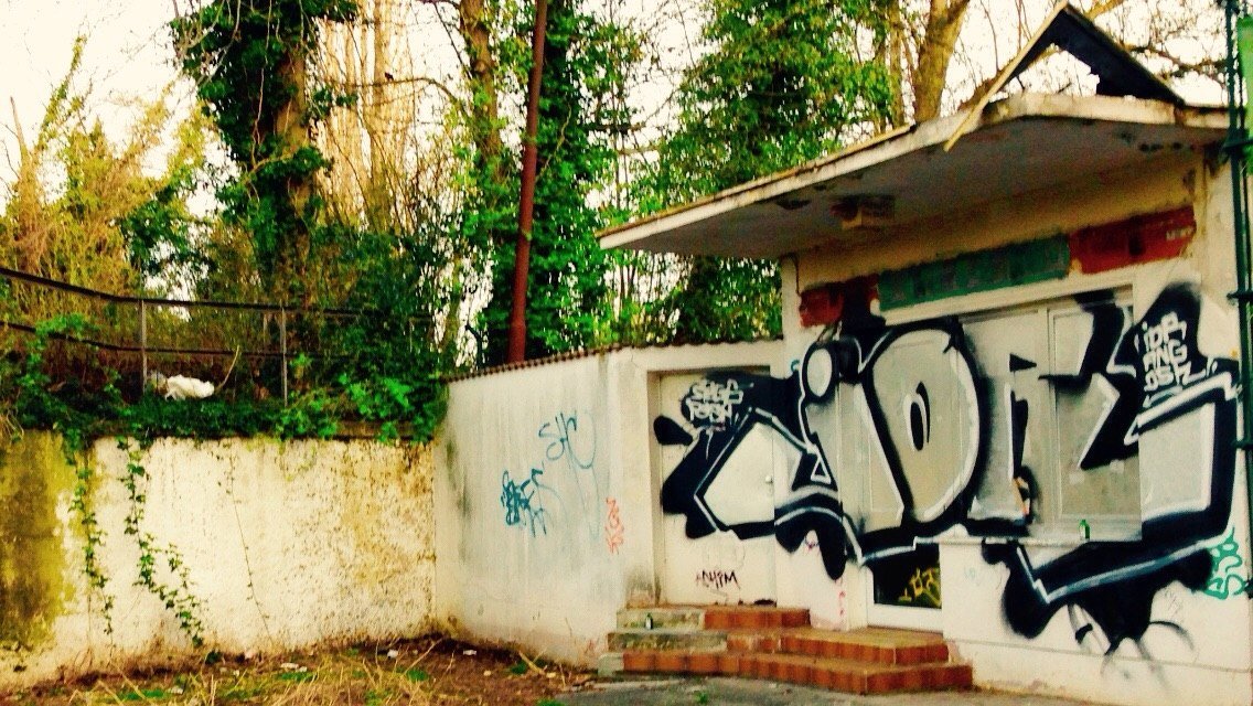 Graffiti Bombing - Photo by SixOhFive - IOR