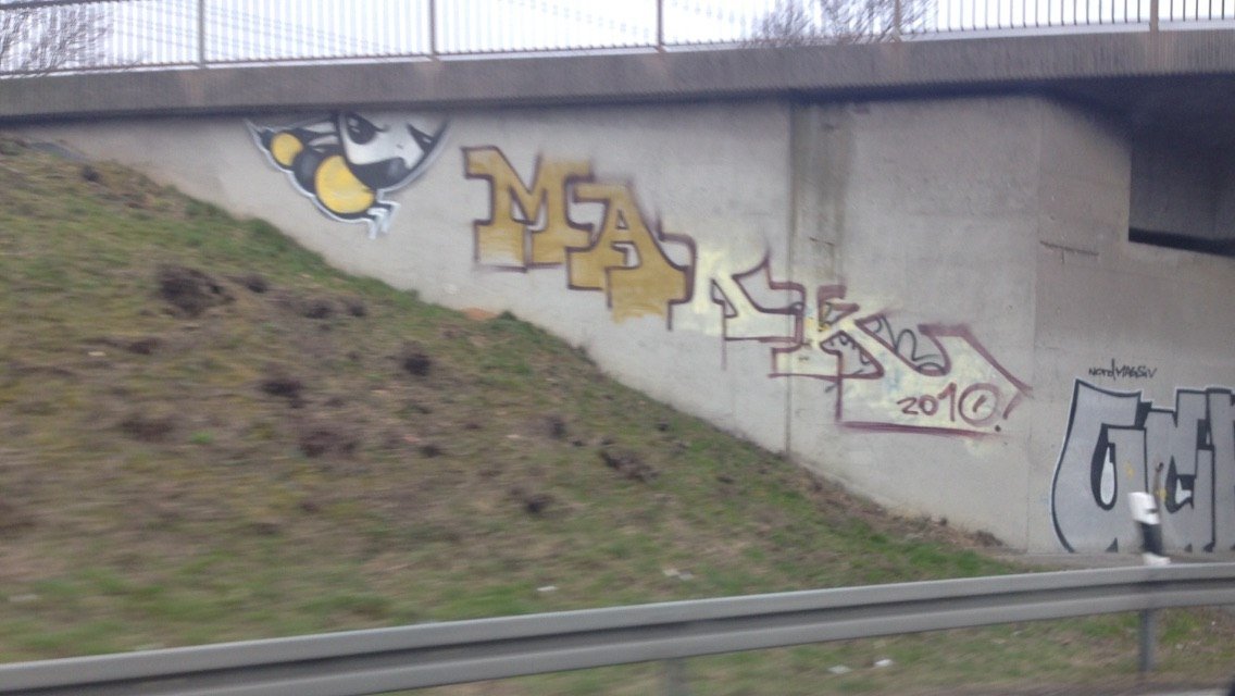 Graffiti Bombing - Photo by SixOhFive - Mark, 10