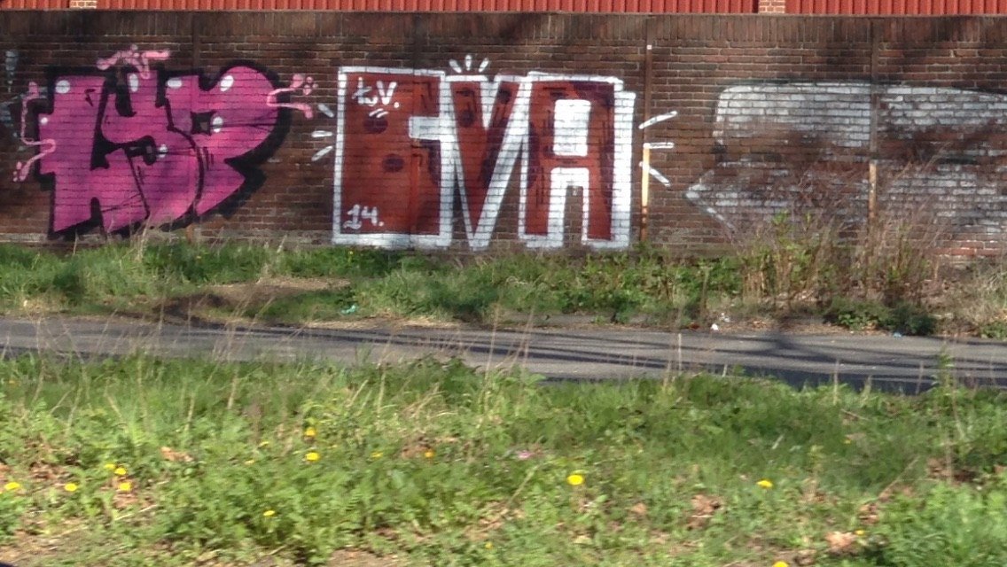 Graffiti Bombing - Photo by SixOhFive - LYP, CVA