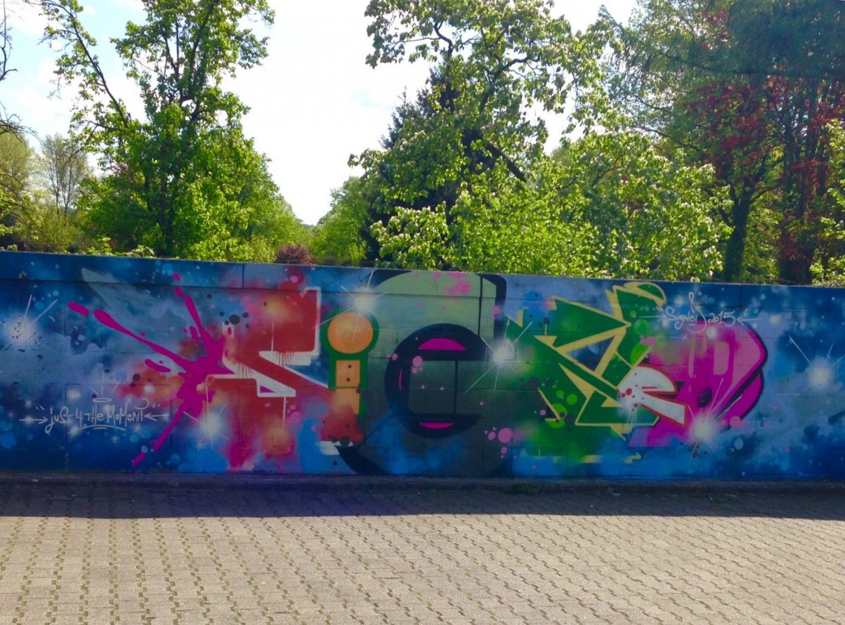 Graffiti Wall - Photo by SixOhFive - Signed