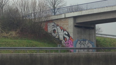 Graffiti Bombing - Photo by SixOhFive - Föns, Fönz, Fos