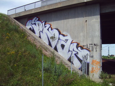 Graffiti Bombing in Brehna - Photo by Skafone - skaf, onb