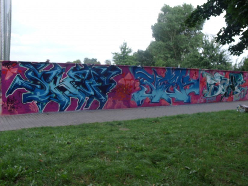 Graffiti in DELITZSCH  - Photo by Skafone - skaf, steh, shei