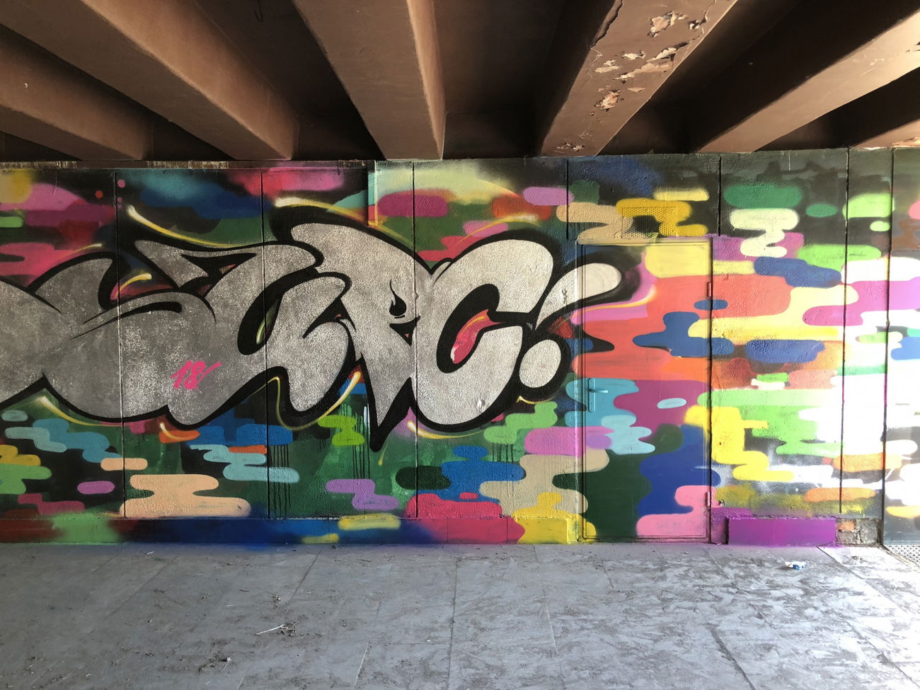 Graffiti Wall - Photo by Skare - neurowild, graffiti, skareone