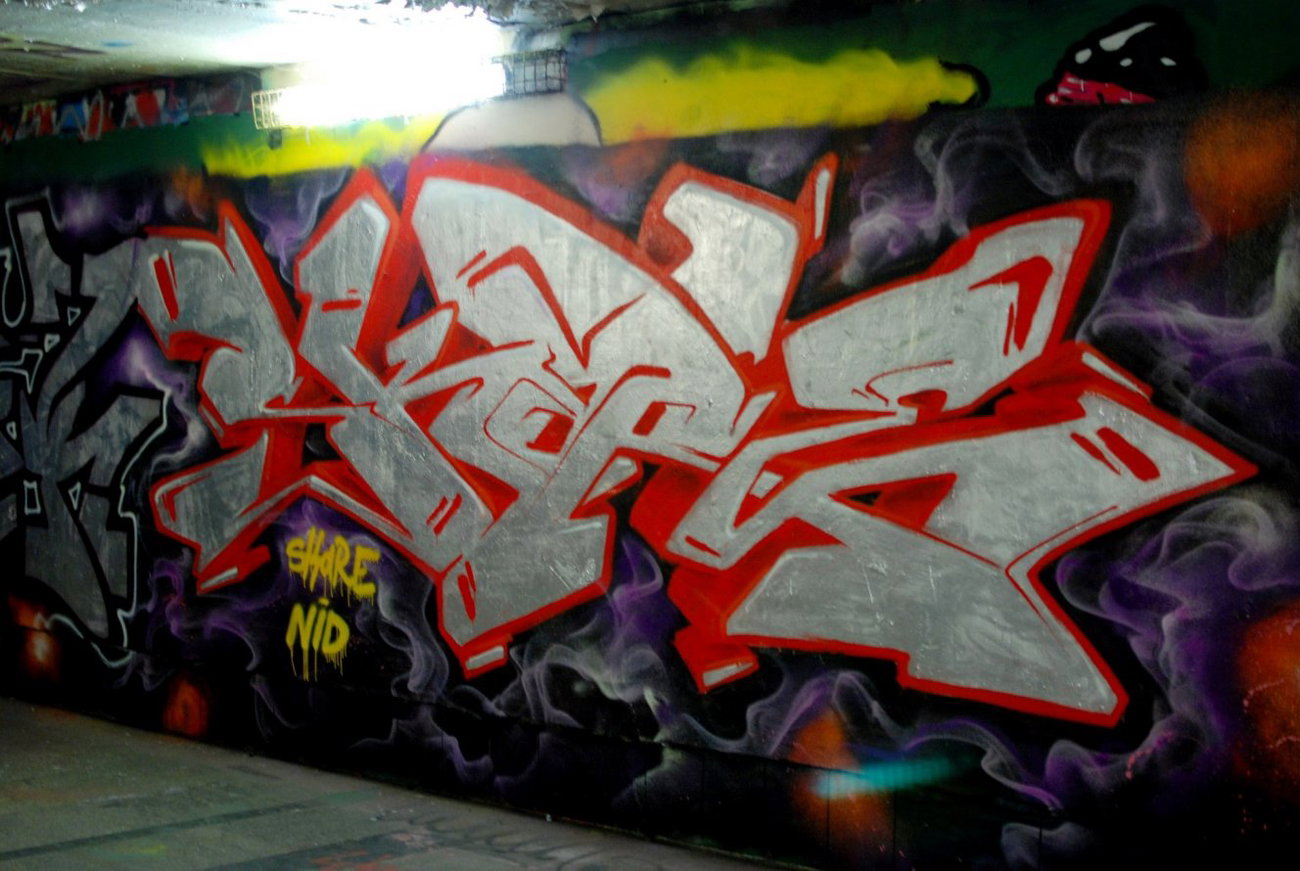 Graffiti Wall - Photo by Skare - Skare