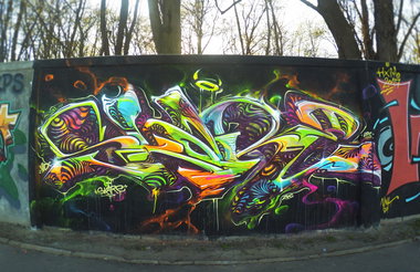Graffiti Wall - Photo by Skare - neurowild, skare, skareone
