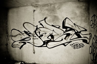 Graffiti Wall - Photo by Skare - throw, up., skare (2016)