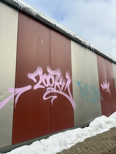 Graffiti Bombing in Riga - Photo by Skasi124