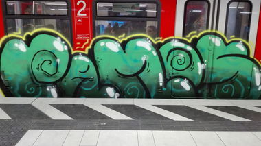 Graffiti Train - Photo by Skirmos - Pamos, Frankfurt, Hauptwache (2017)