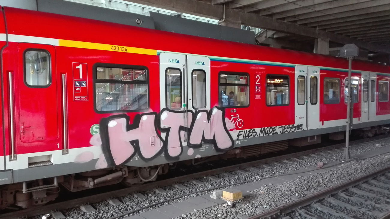 Graffiti Train - Photo by Skirmos - Mainz, htm (2017)