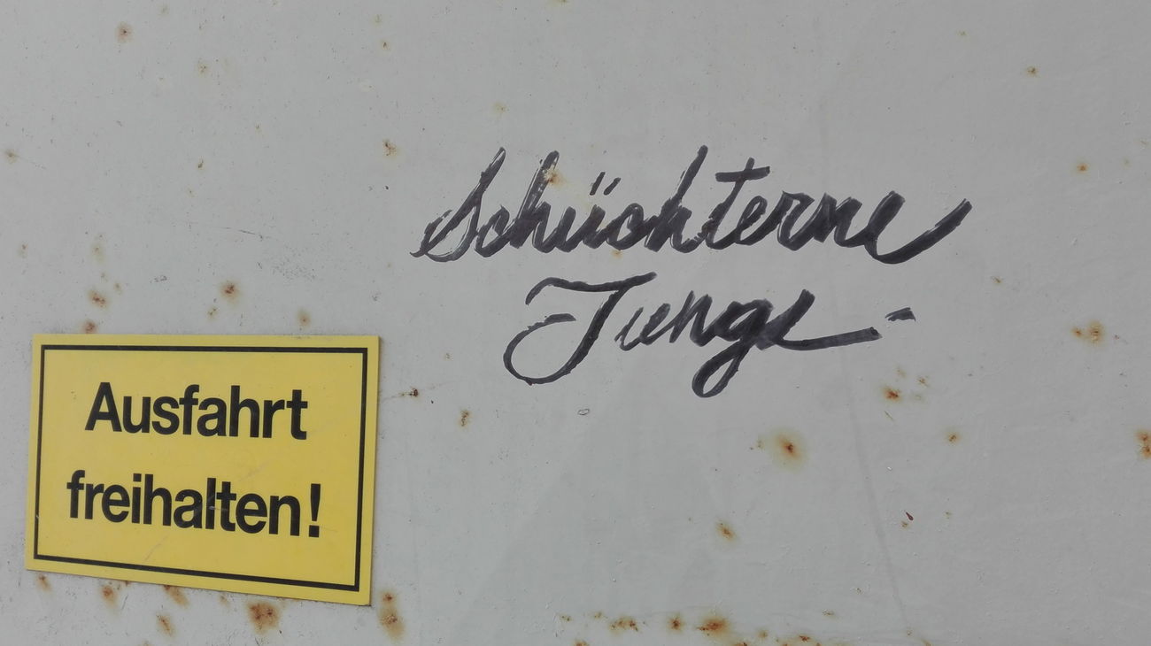 Graffiti Artwork in Kiel - Photo by Skirmos - schüchterne, jungs, tag (2016)