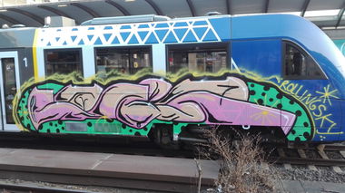 Graffiti Train - Photo by Skirmos - vlexx, mainz (2017)