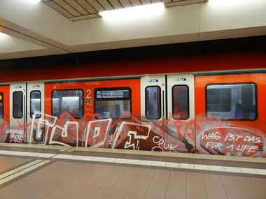 Graffiti Train - Photo by Skirmos (2016)