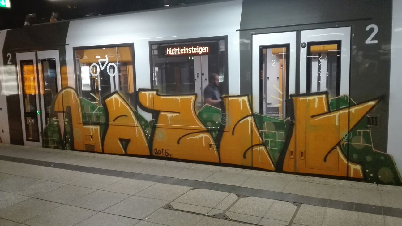 Graffiti Train - Photo by Skirmos - Mainz, vlexx (2016)