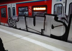 Graffiti Train - Photo by Skirmos - 1up, hauptwache, frankfurt (2016)
