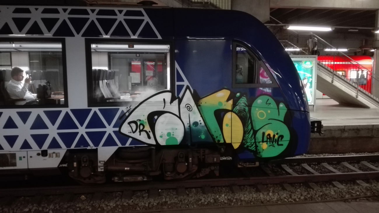 Graffiti Train - Photo by Skirmos - Rakis, Vlexx, Mainz (2016)