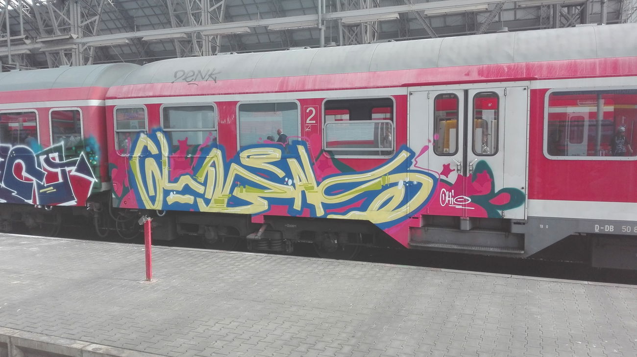 Graffiti Train - Photo by Skirmos - Frankfurt (2016)