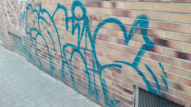 Graffiti Bombing - Photo by Skirmos - Rakis, Throwup, Mainz (2016)