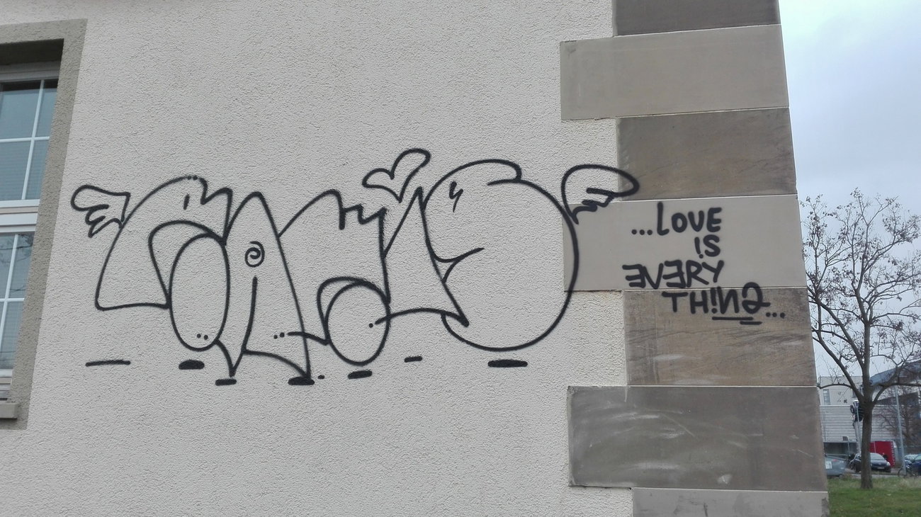 Graffiti Wall - Photo by Skirmos - Rakis, Love, Is (2016)