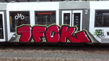 Graffiti Train - Photo by Skirmos - Gl, 1fck, ultras (2016)