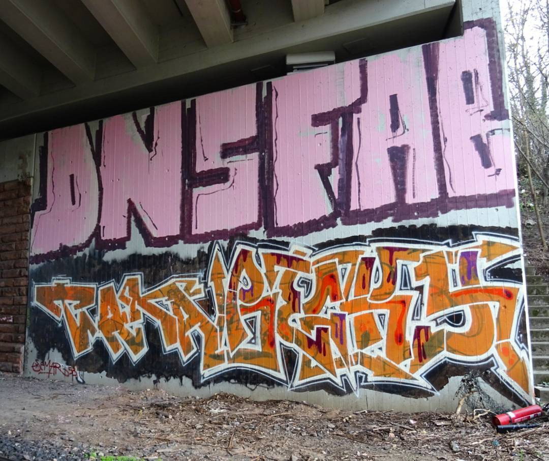 Graffiti Wall - Photo by Skirmos - dns, frankfurt, fab