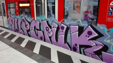 Graffiti Train - Photo by Skirmos - Frankfurt, Hauptwache (2016)